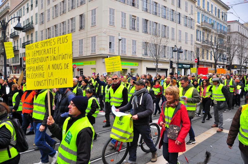 La Revolution Des Gilets Jaunes Nicois Demandant Plus De