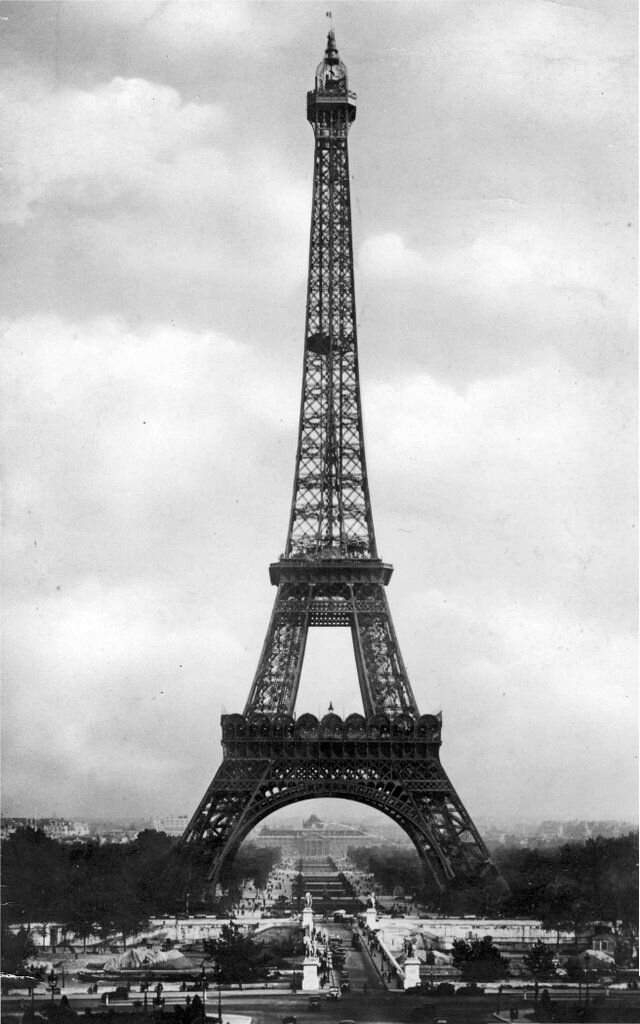 La Légende Vraie De La Tour Eiffel Poésie : la tour eiffel - Mosaïques de lectures et d'images