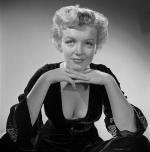 1951-10-QUICK_sitting-MM_as_Harlow-011-1-by_earl_theisen-1