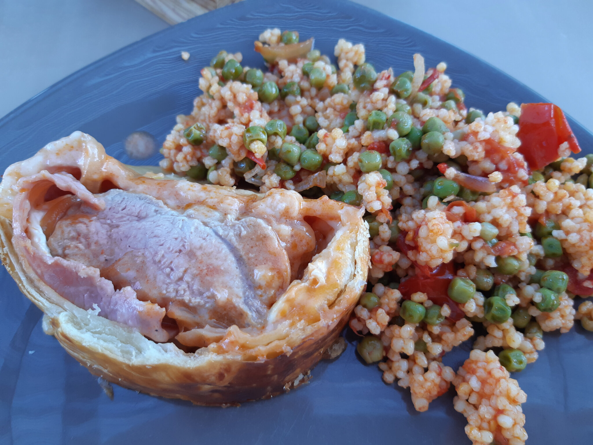 FILET MIGNON EN CROUTE / JAMBON FUME CHEVRE Cuisine & Partage