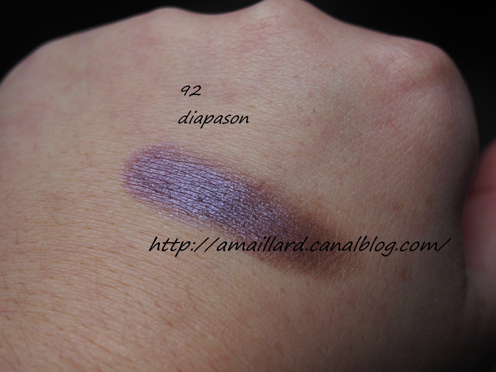Chanel Diapason (92) Illusion d'Ombre Long Wear Luminous Eyeshadow Review &  Swatches