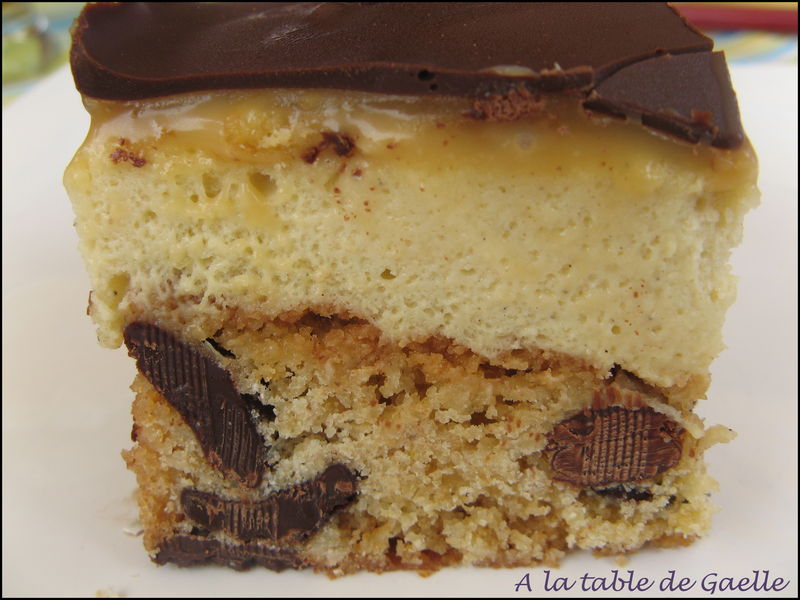 Le Gateau A Tomber Aux 4 Textures Cookies Mousse Vanille Caramel Et Croquant Chocolat A La Table De Gaelle