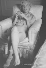 1954-09-09-NY-saint_regis_hotel-Hotel_Room-by_mhg-031-2