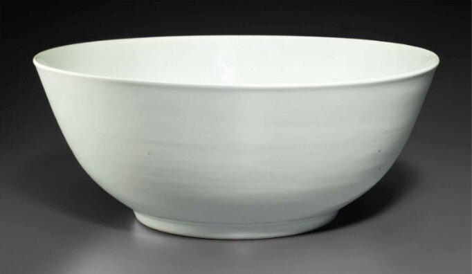 A white glazed bowl, Ming dynasty, 16th century
