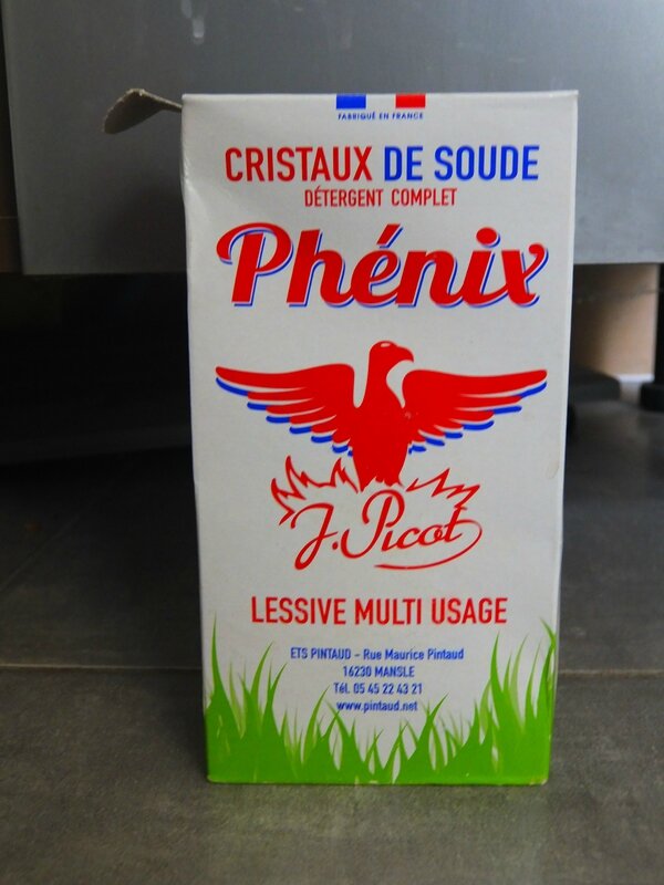 http://www.mon-droguiste.com/cristaux-soude-phenix,fr,4,CRISOU103382.cfm