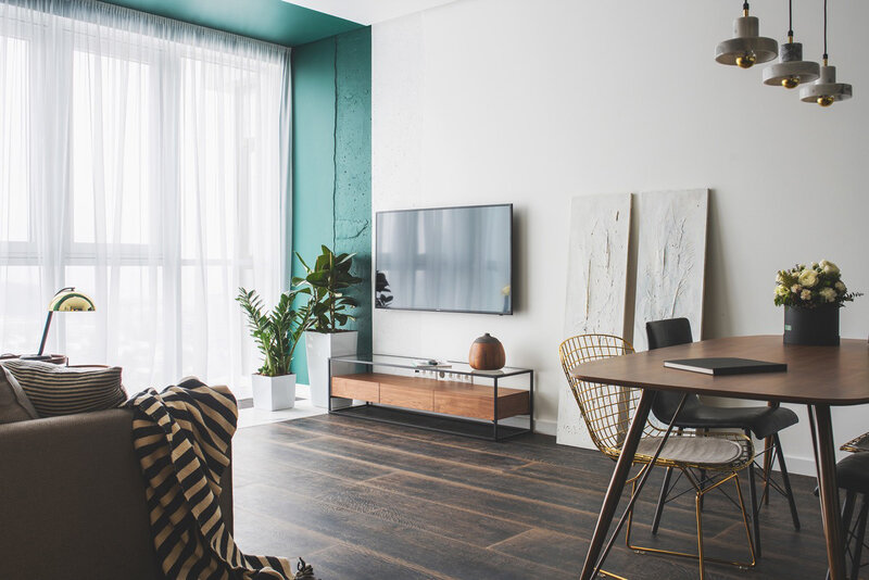 05-Turquoise-White-Decor-of-Modern-Apartment-by-Oksana-Dolgopiatova