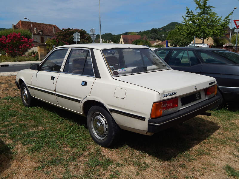 Peugeot505GLar1