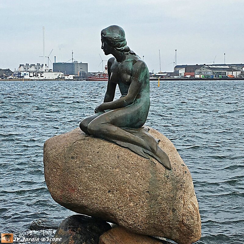 La Petite Sirène emblématique de Copenhague