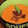 Veloute de tomates, basilic, ricotta et croutons maison au blender chauffant