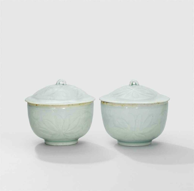 A pair of Qingbai carved 'daylily' cups and covers, Southern Song Dynasty (1127-1279)