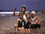 1941-07-LA-beach-private_movie01-getty-cap-04-3