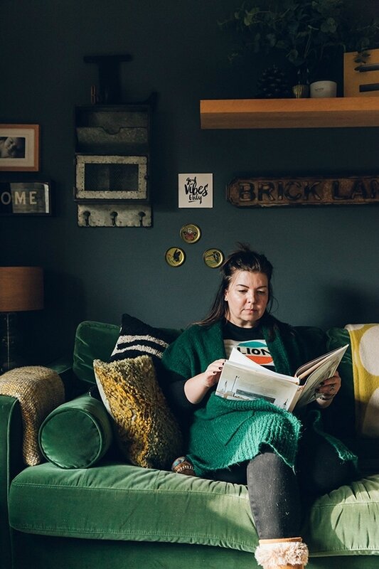 thegirlwiththegreensofa_Nicola+Broughton+LR-102