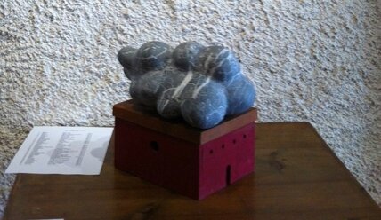 gaillard_nuage noir sur maison rouge