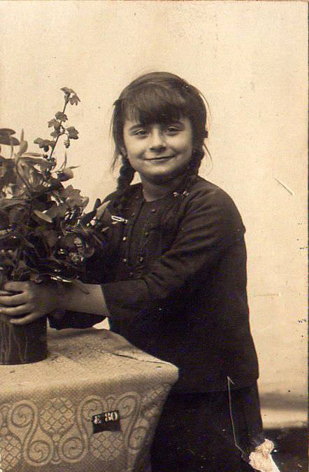 1928, Petite fille délurée