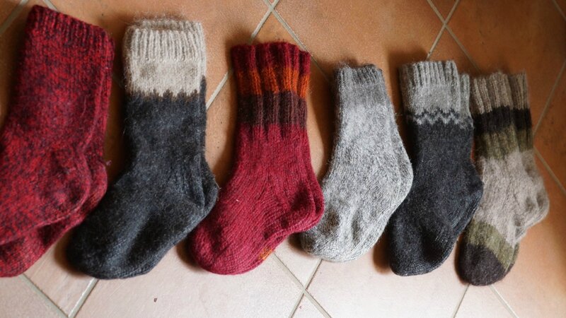 Combien De Chaussettes Pour Réaliser Une Paire De Chaussettes ? - Triscote  Actualités