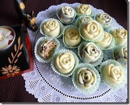 Biscuits a la purée de sésames et Chocolat Blanc