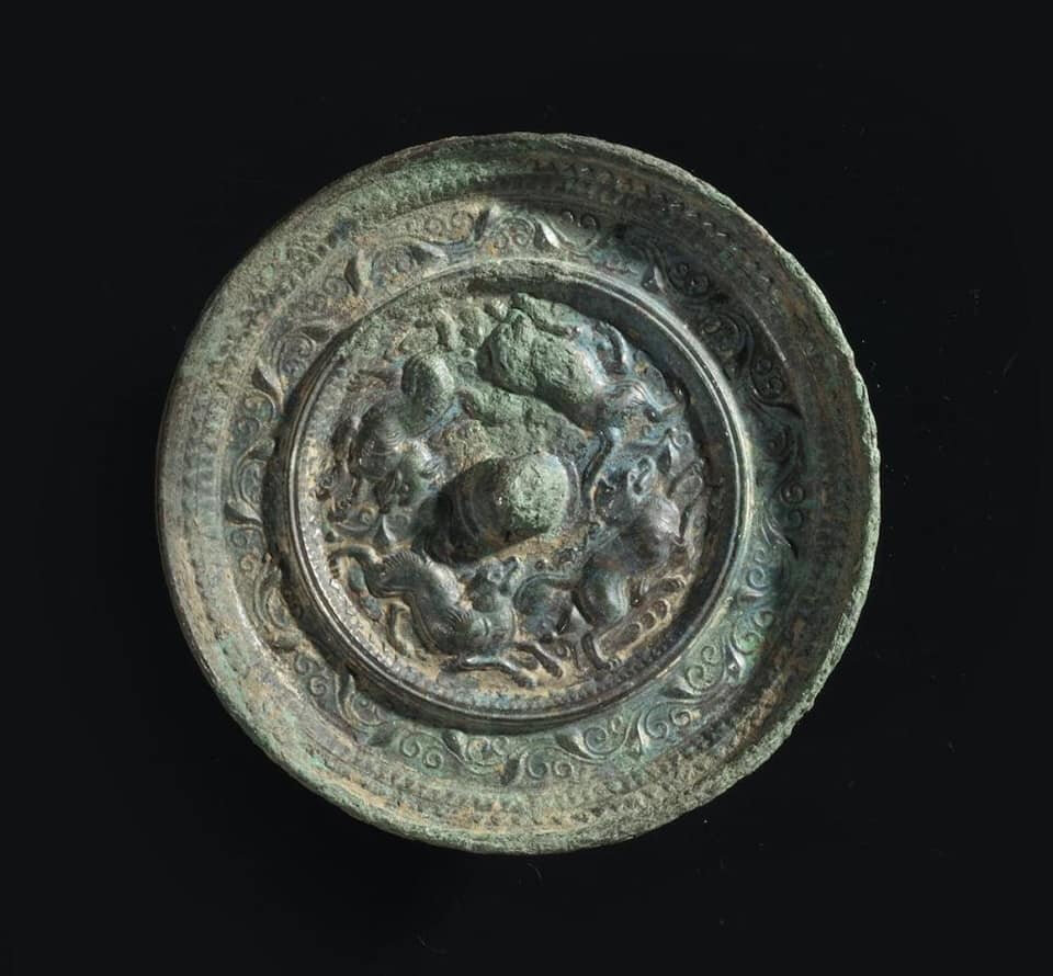 Miroir circulaire, Chine, Dynastie Tang, ca 7°-8° siècles