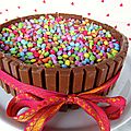 Kit kat - smarties : le gâteau d'anniversaire !