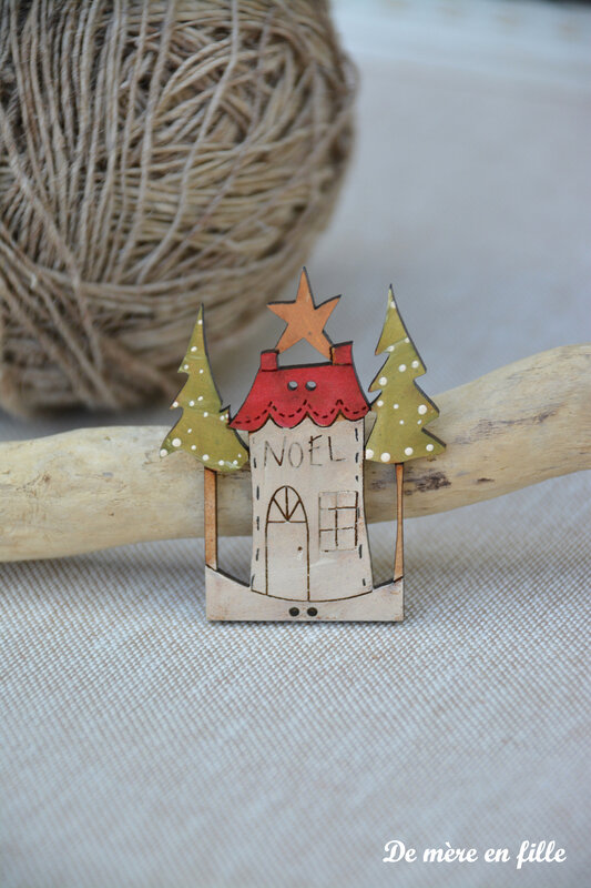 maison noël et sapins