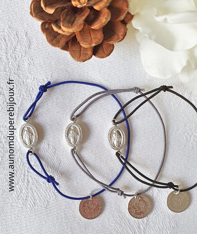 Bracelet Médaille miraculeuse sur fil élastique - 17 €