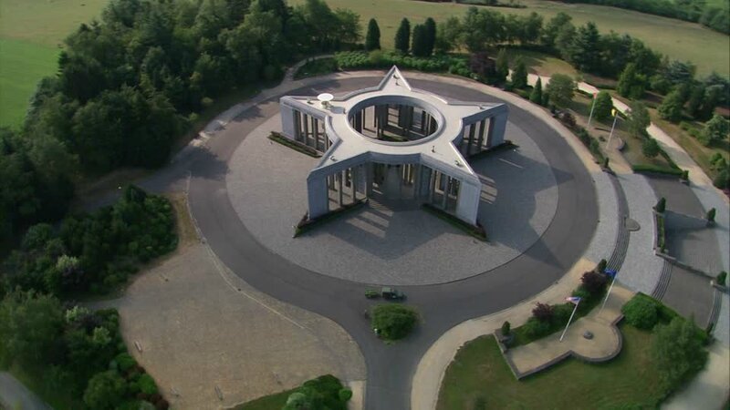 memorial-du-mardasson-bastogne-etoile-forme