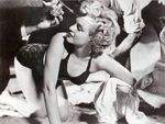 1952_ClashByNight_bikini_01_set_020_030_1
