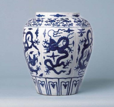 A very rare and large blue and white lobed jar, Encircled Longqing six-character mark and of the period (1567-1572)