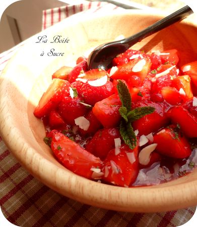 Salade_fraises_balsamique_menthe_2