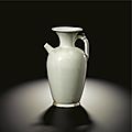 A white stoneware ewer, Tang dynasty