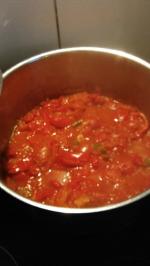 SALADE TOMATES POIVRONS ROUGES AIL