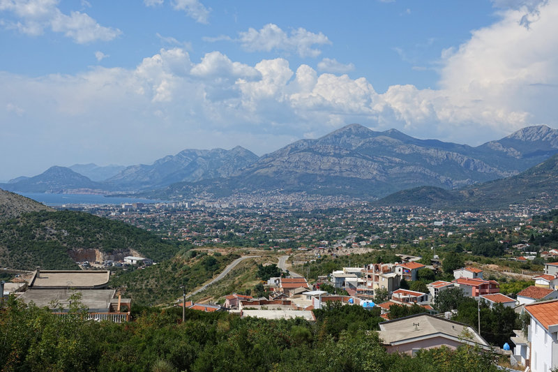 A view of Bar, Montenegro, seen from Dobra Voda. In the background is Mount Vrsuta (auteur/author : Bjorn Christian Torrissen, August 20, 2018)