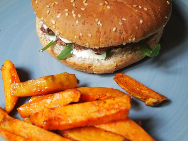 Veggie Burger Et Ses Frites De Patates Doucement Pic Es