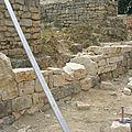 Chantiers internationaux de jeunes,chantiers de jeunes bénévoles,taille de pierres tusson,mur de pierre sèche 