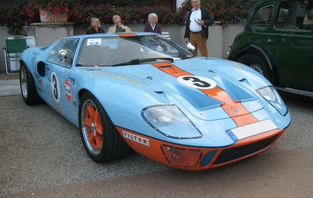 Ford_GT40_1964_01