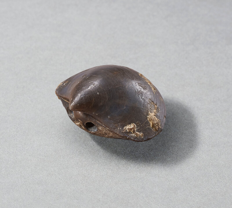 2020_HGK_18243_0220_000(a_stone_bird-form_toggle_hongshan_culture124314)