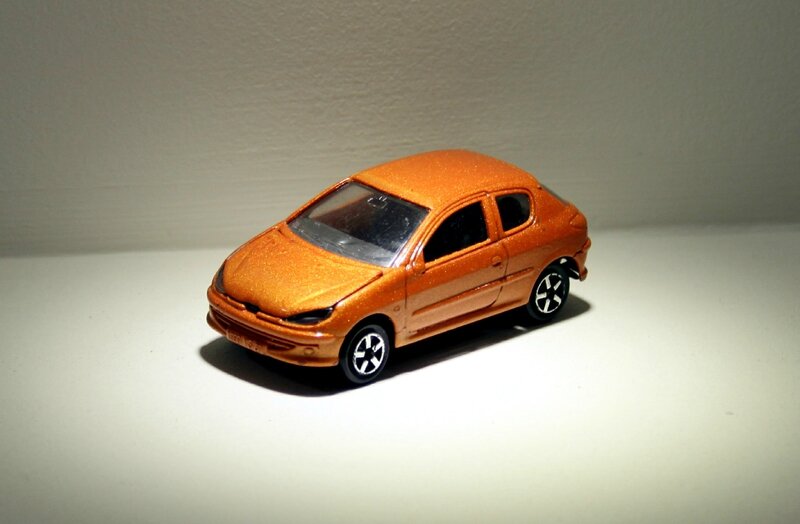 Peugeot 206 (Majorette) 01